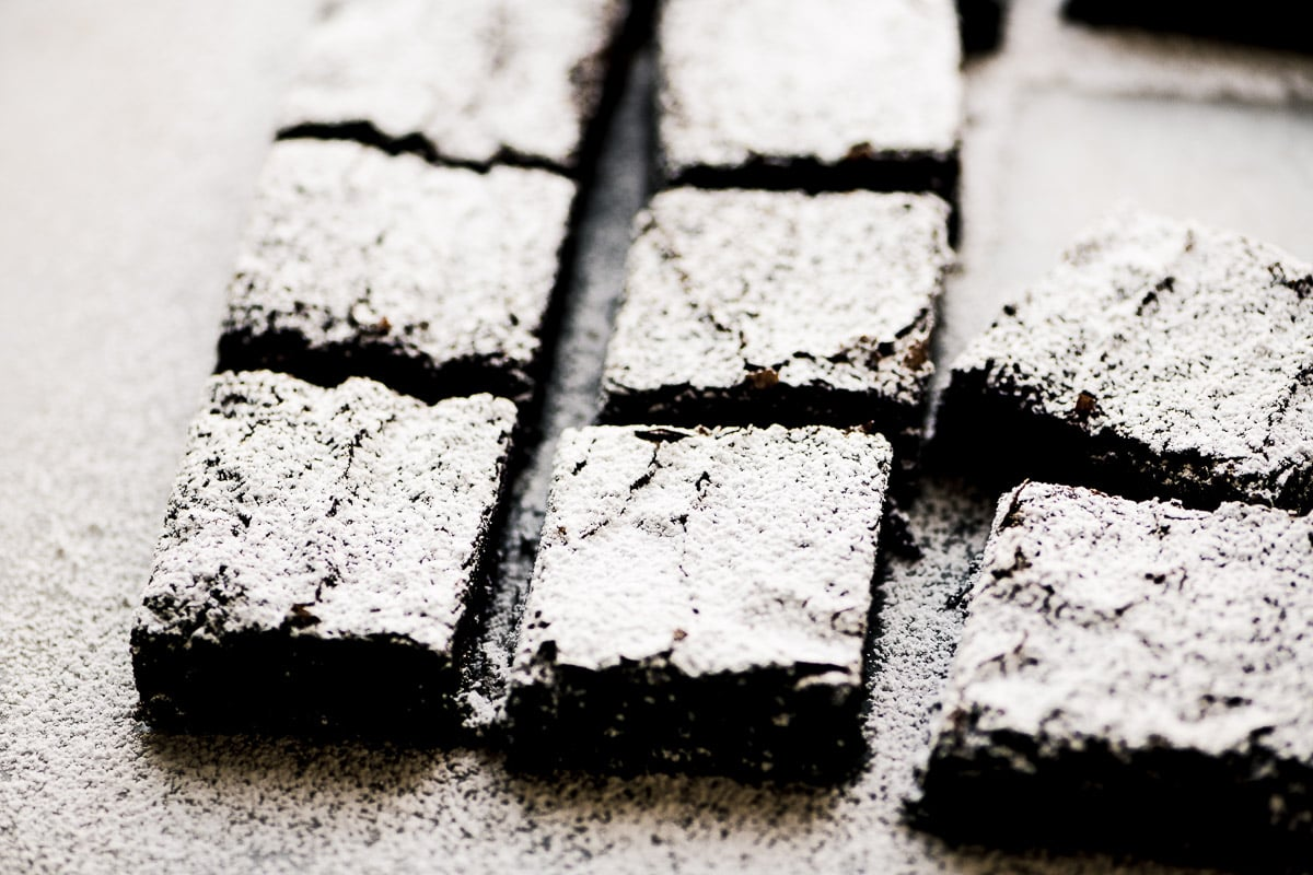 Chocolate Brownies (16 pieces)